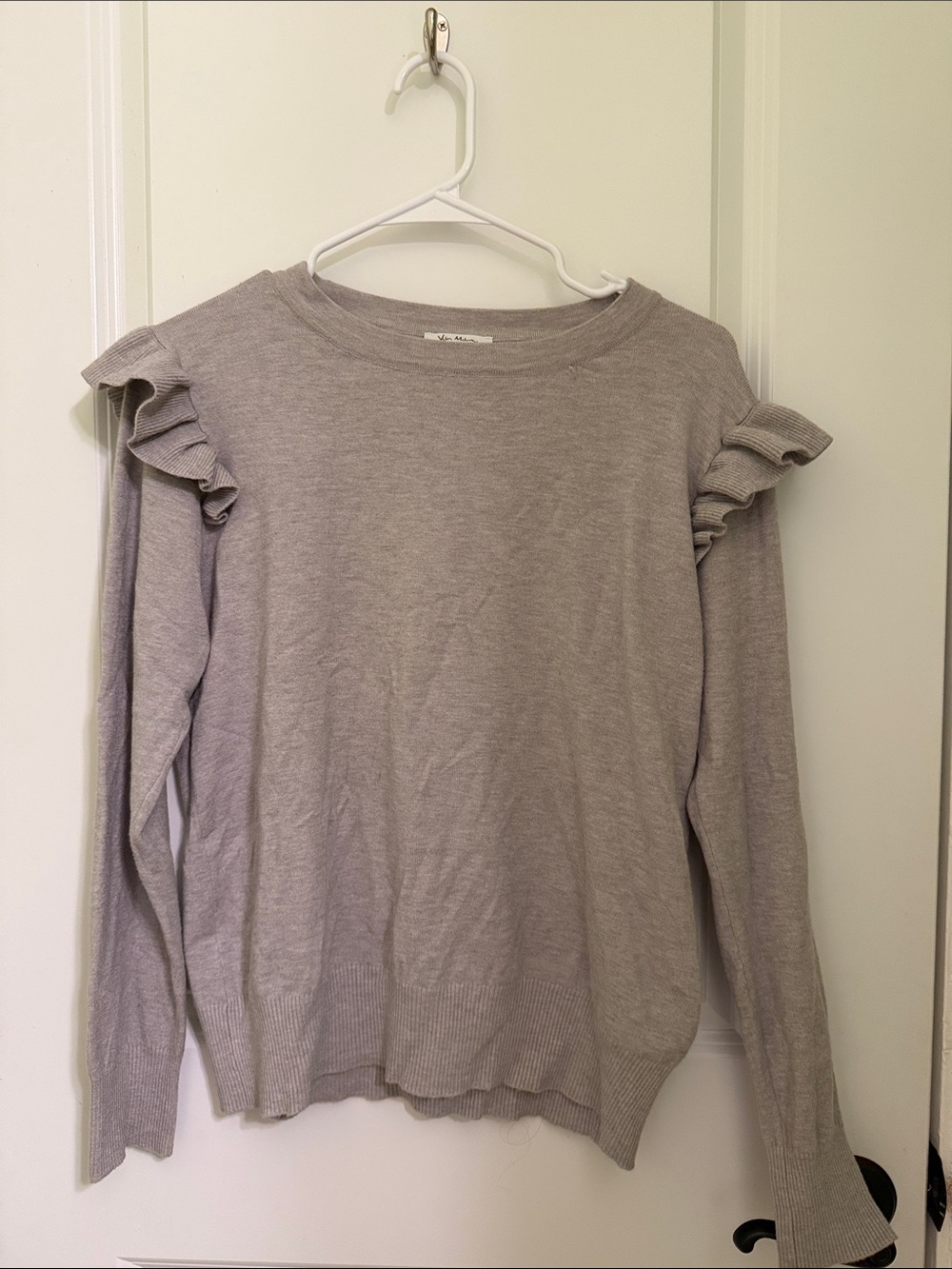 Milano Light Gray Crewneck Sweater with Subtle Rib
